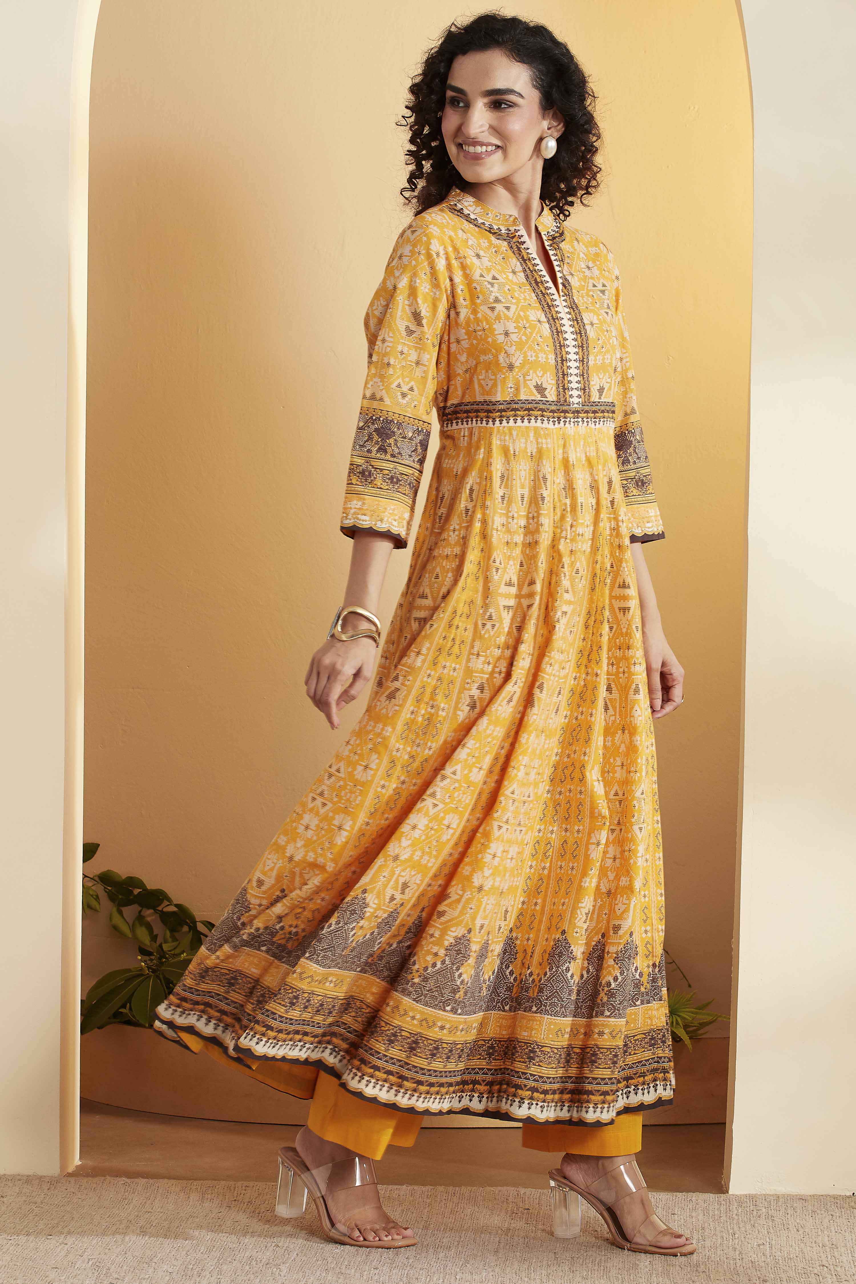 Yellow Cotton Anarkali Kurta Pants Set image number 4