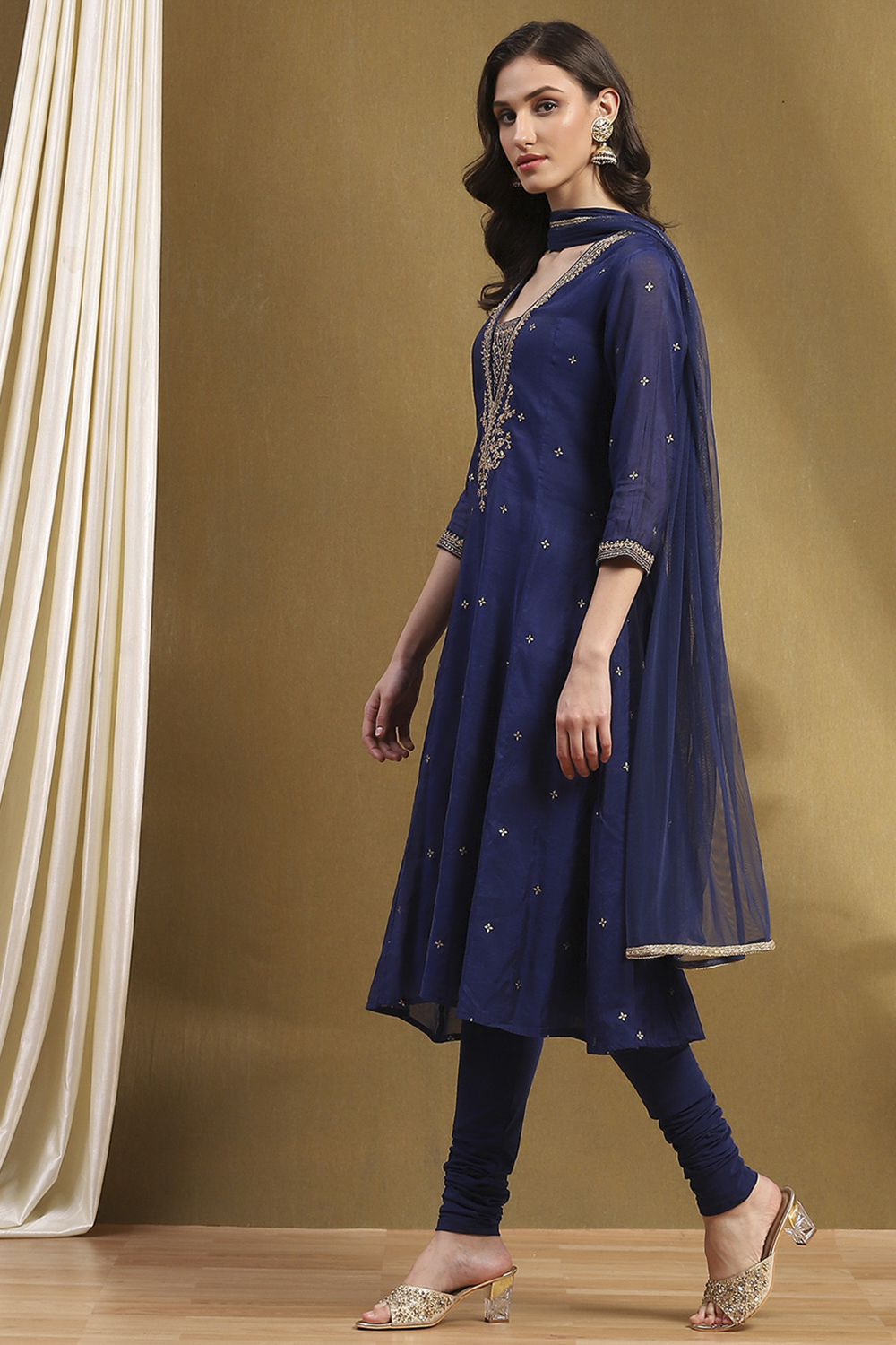 Red Embroidered Festive Kalidar Suit Set image number 3