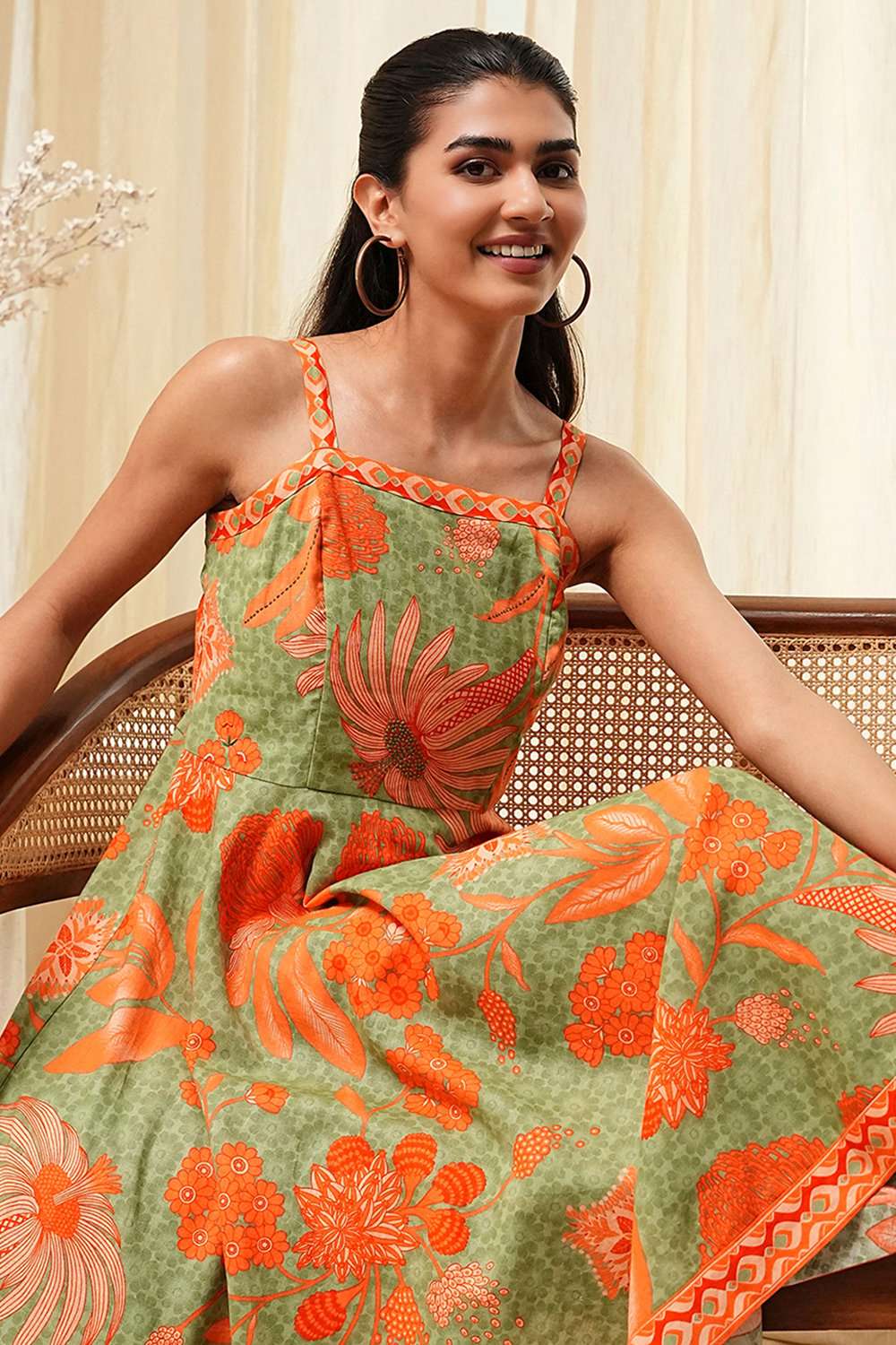 Green Cotton Blend Floral Printed Flared Dress image number 7