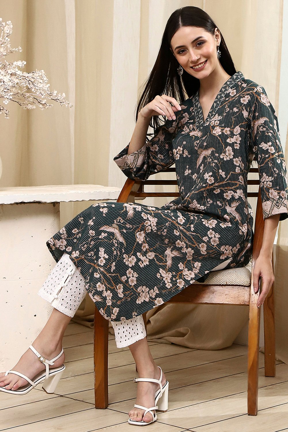 Mustard Yellow Cotton Printed Straight Kurta image number 0