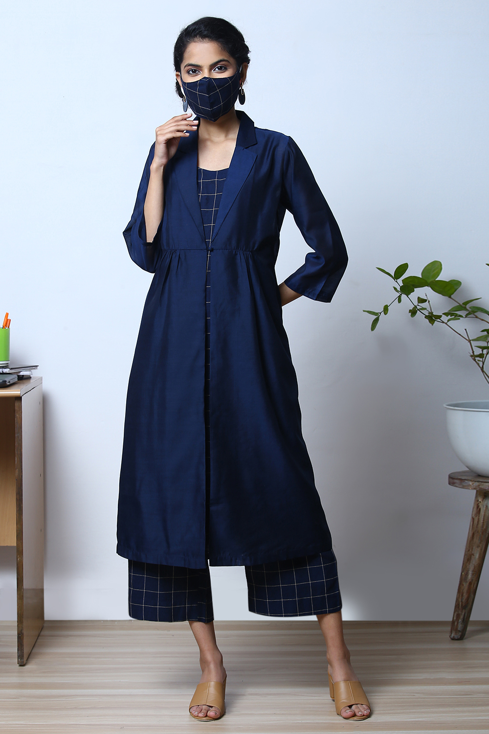 Navy Cotton Straight Kurta Palazzo Suit Set image number 4