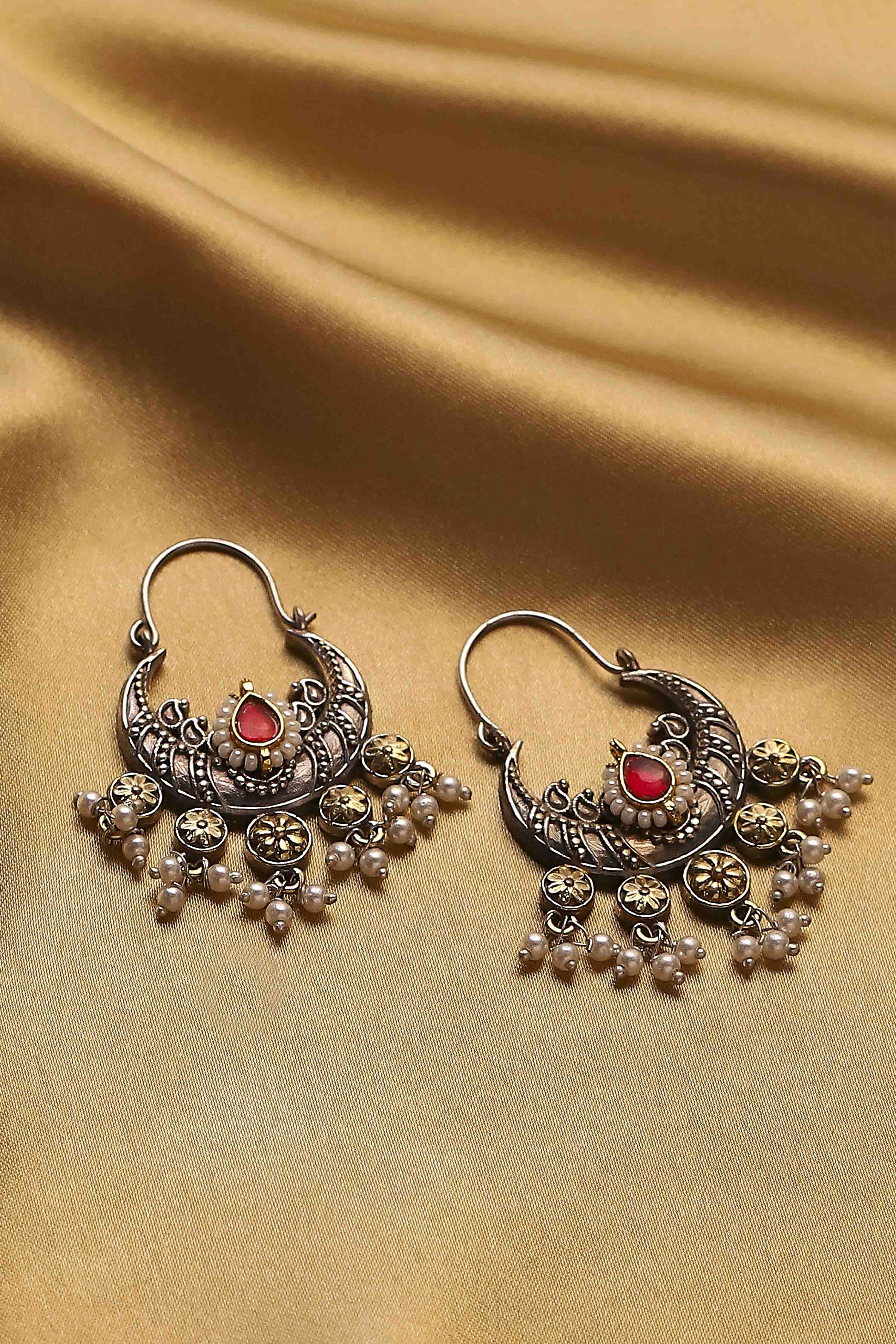 Red Brass Oxidised Chaandbali image number 0