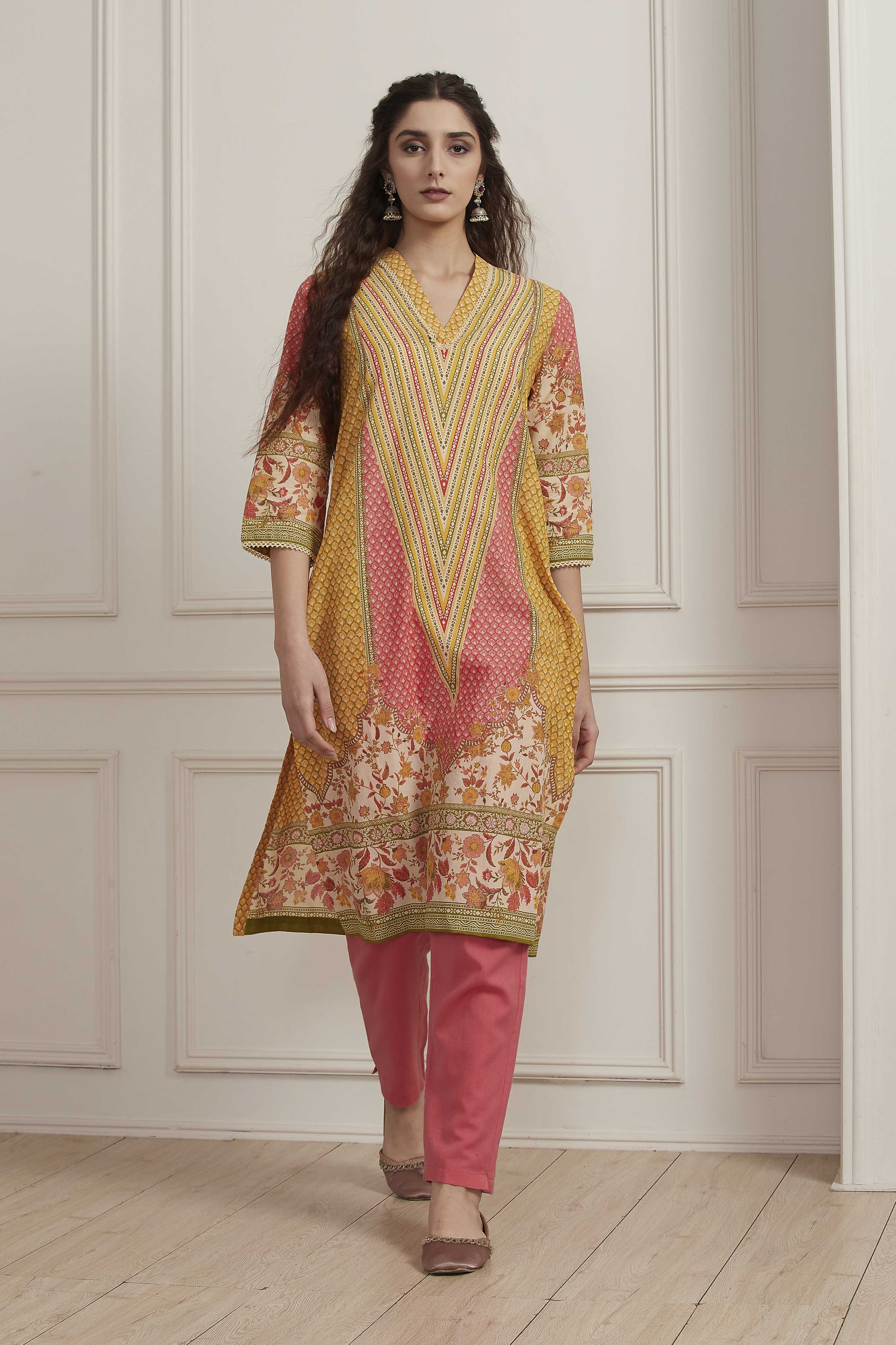 Red Cotton Straight Kurta image number 6