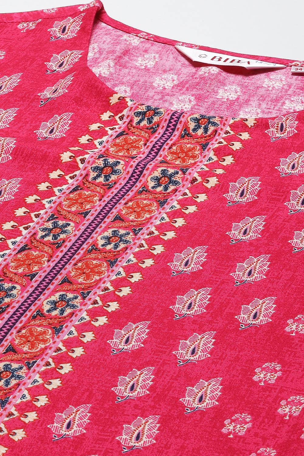 Pink LIVA Straight Printed Kurta image number 1