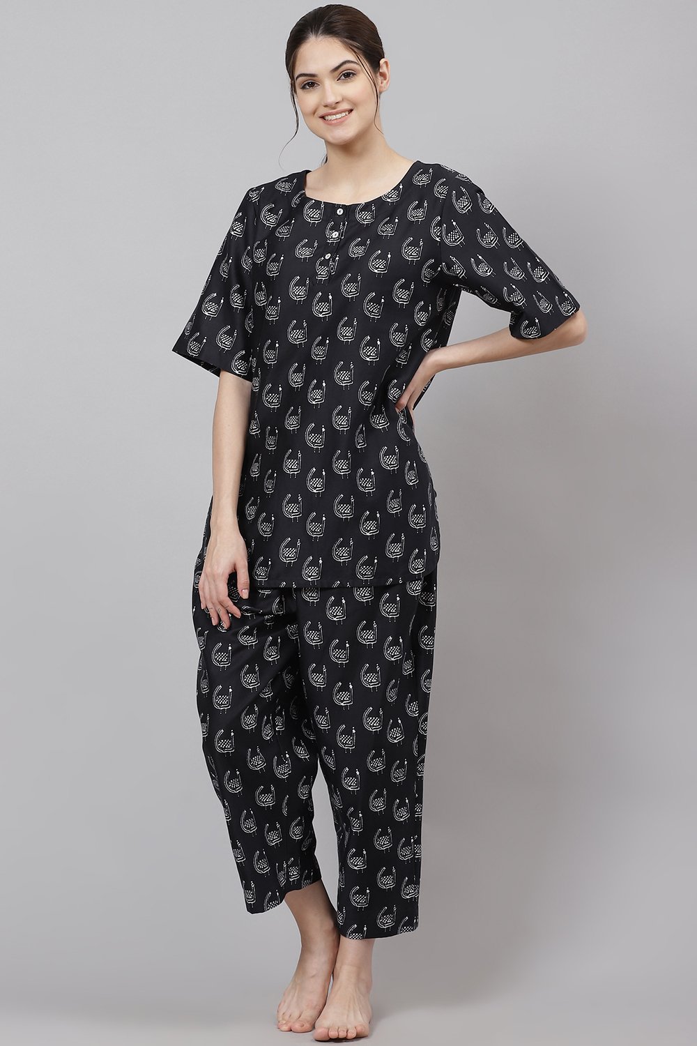 Black Straight Cotton Three Piece Printed Sleepwear Set image number 4