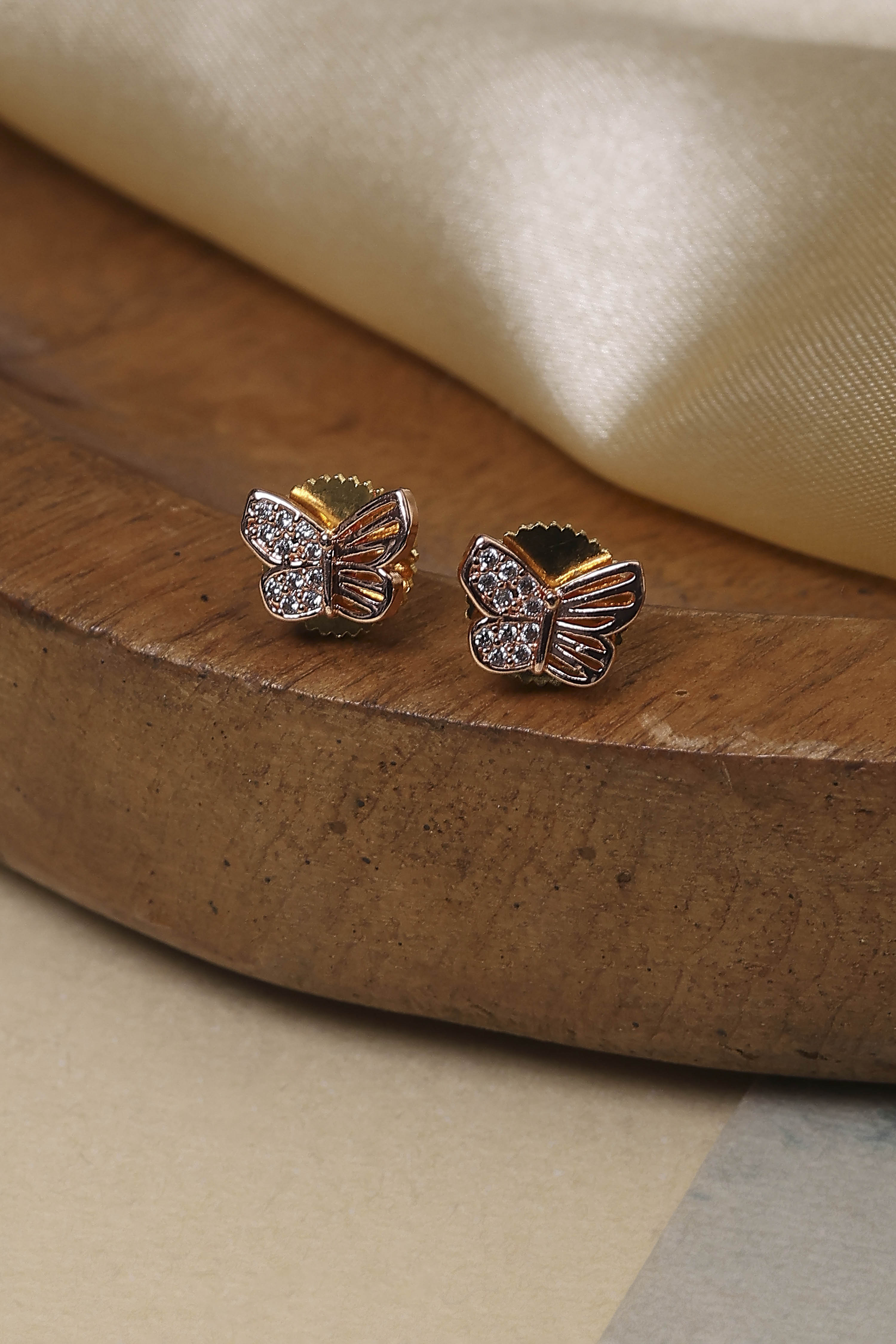 White Brass Studs image number 0