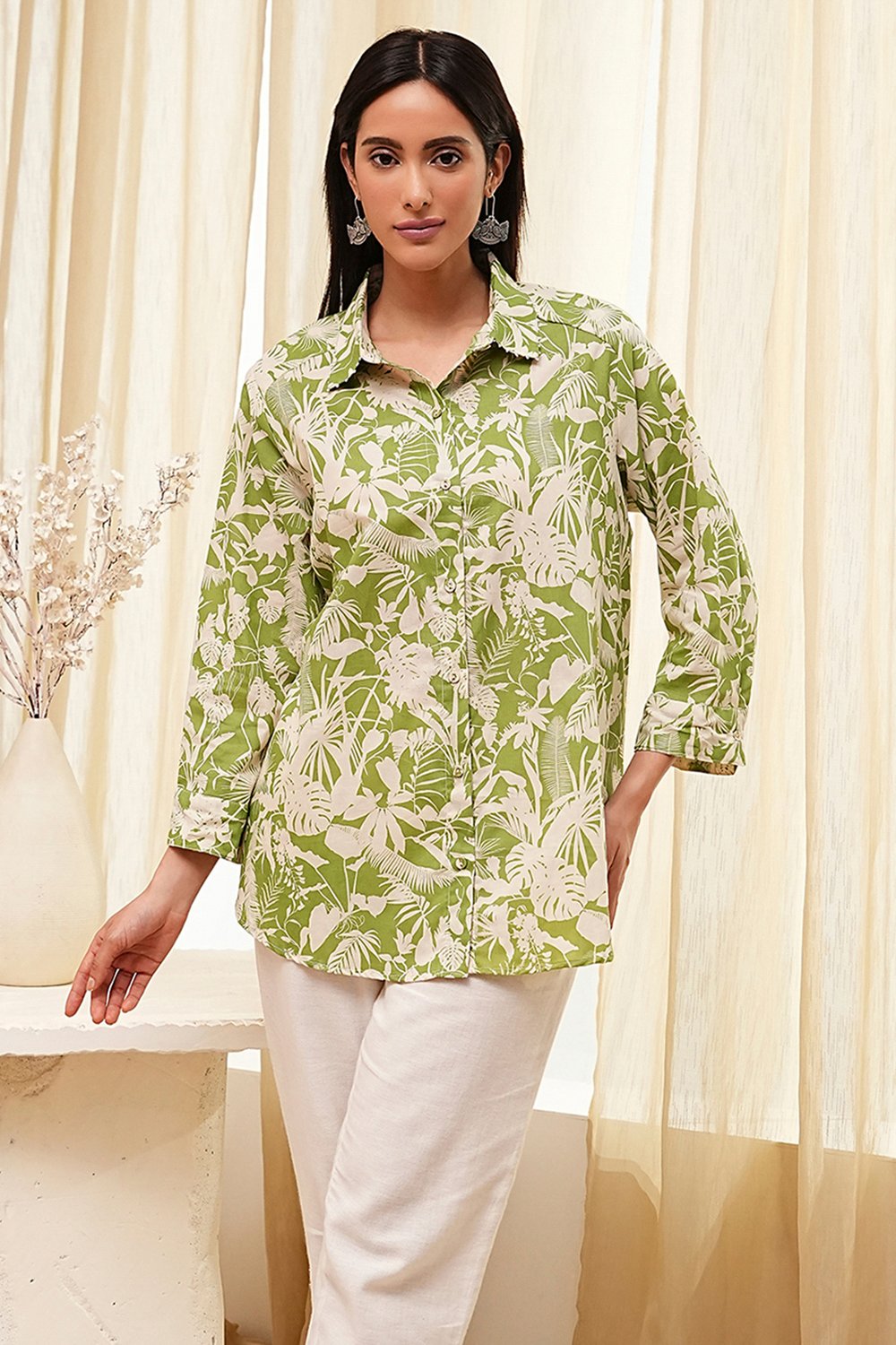 Natural Green Straight Shirt image number 5