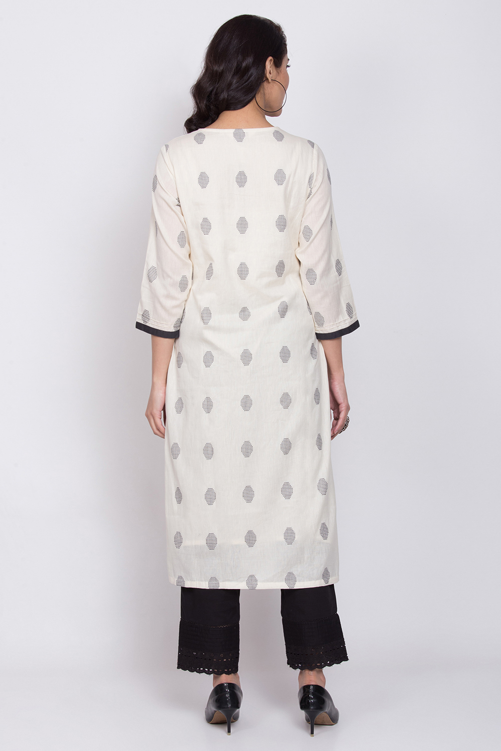 Ivory Eco Cotton Straight Yarndyed Kurta image number 4