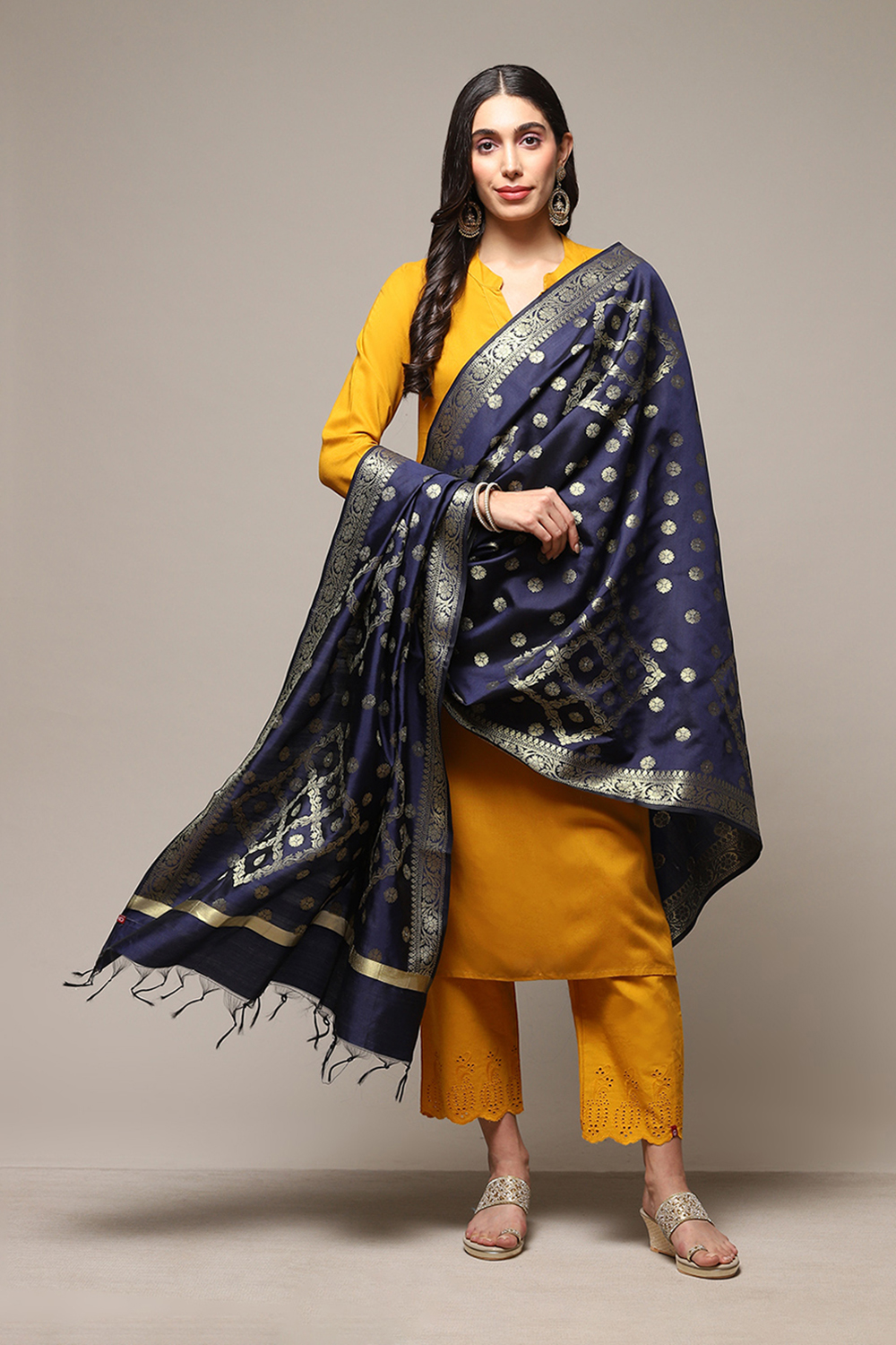 Navy Cotton Blend Yarndyed Dupatta image number 0