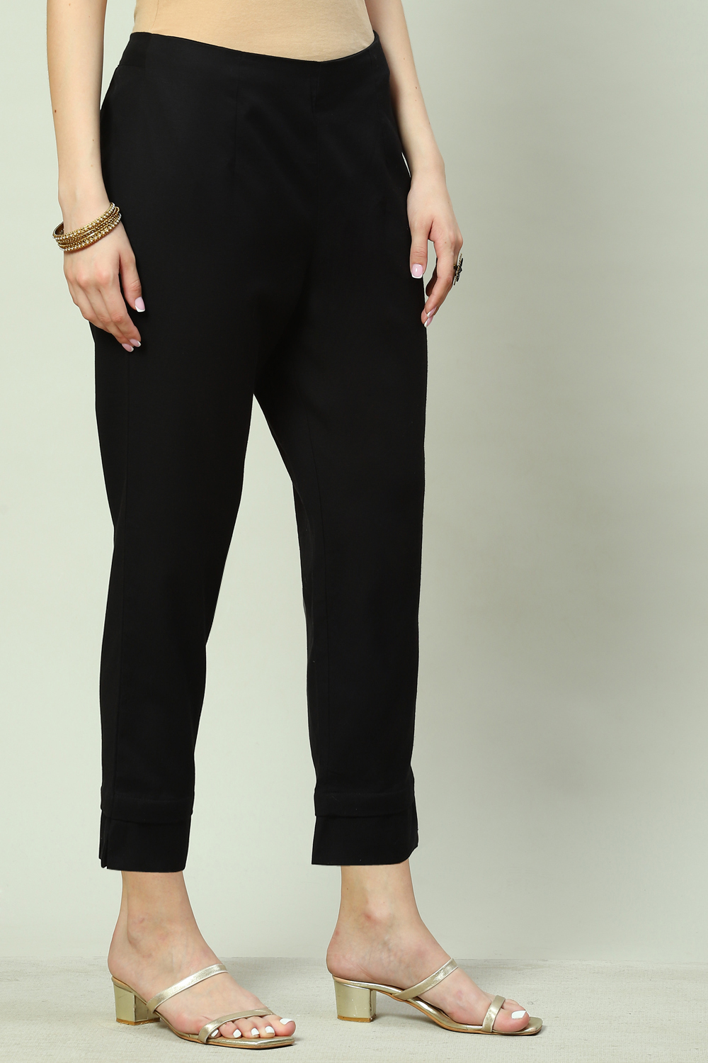 Green Bay Cotton Blend Solid Pant image number 3