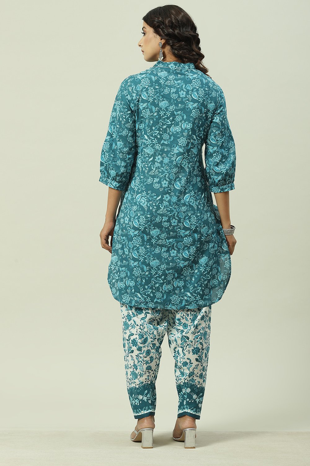 Teal Blue Cotton Straight Kurta Relaxed Salwar Suit Set image number 4