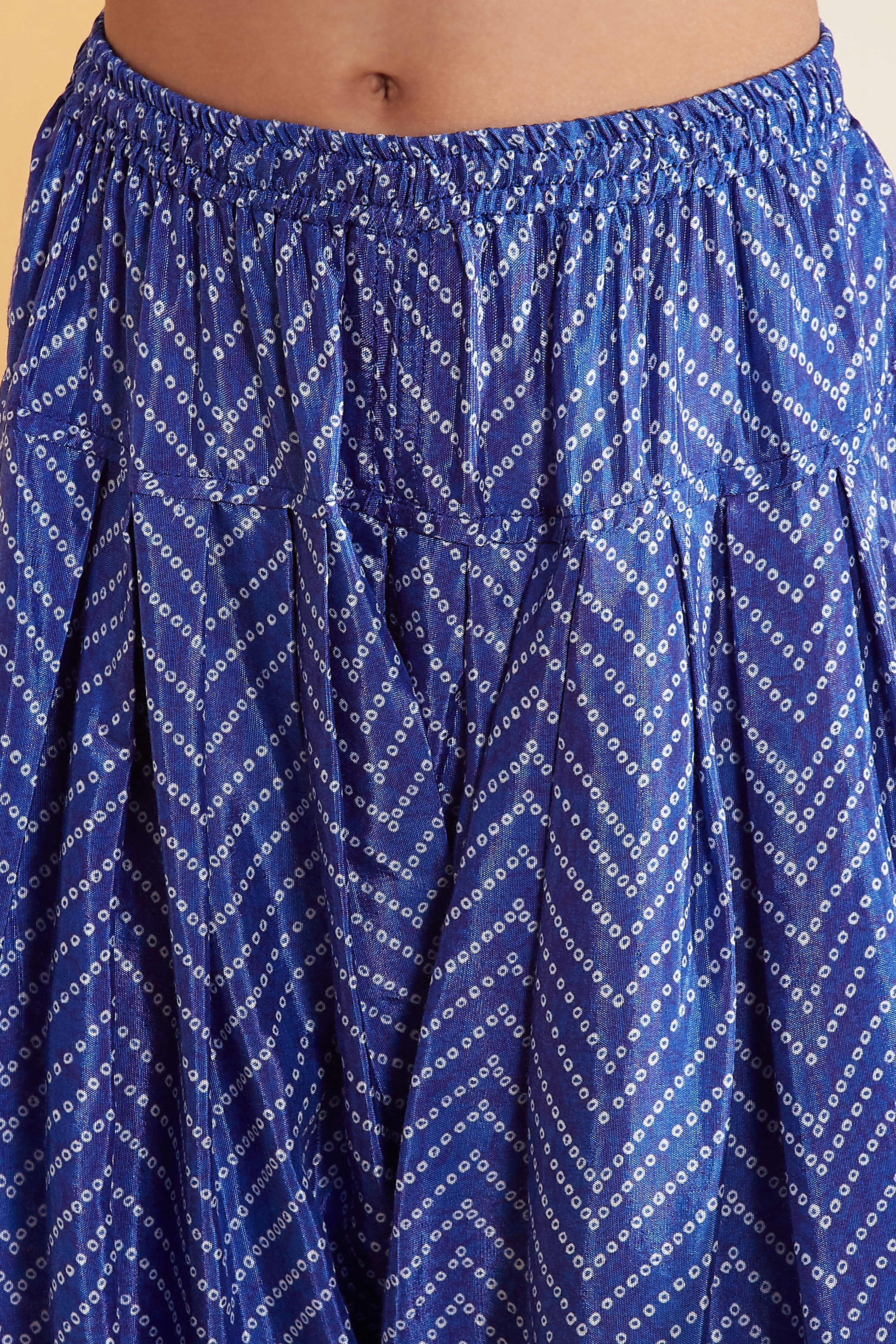 Green Viscose Rayon Ombre Bandhani Printed Kurta Set image number 2