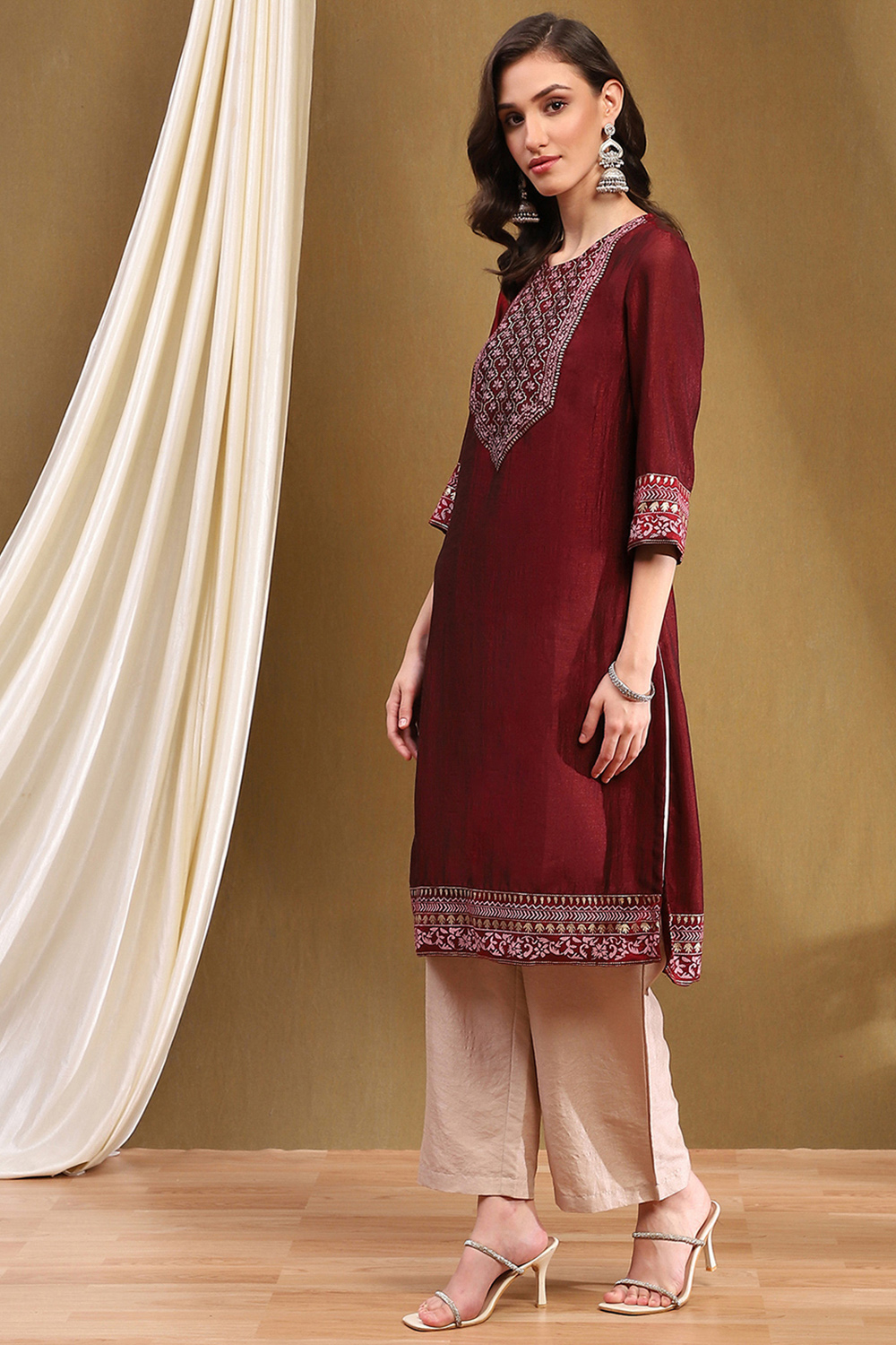 Grey Silk Yard Dyed Straight Festive Kurta image number 2