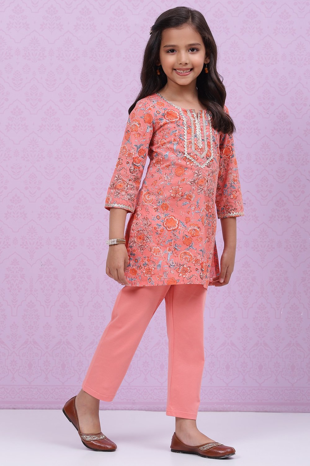 Salmon Orange Cotton Straight Printed Kurta Set image number 6