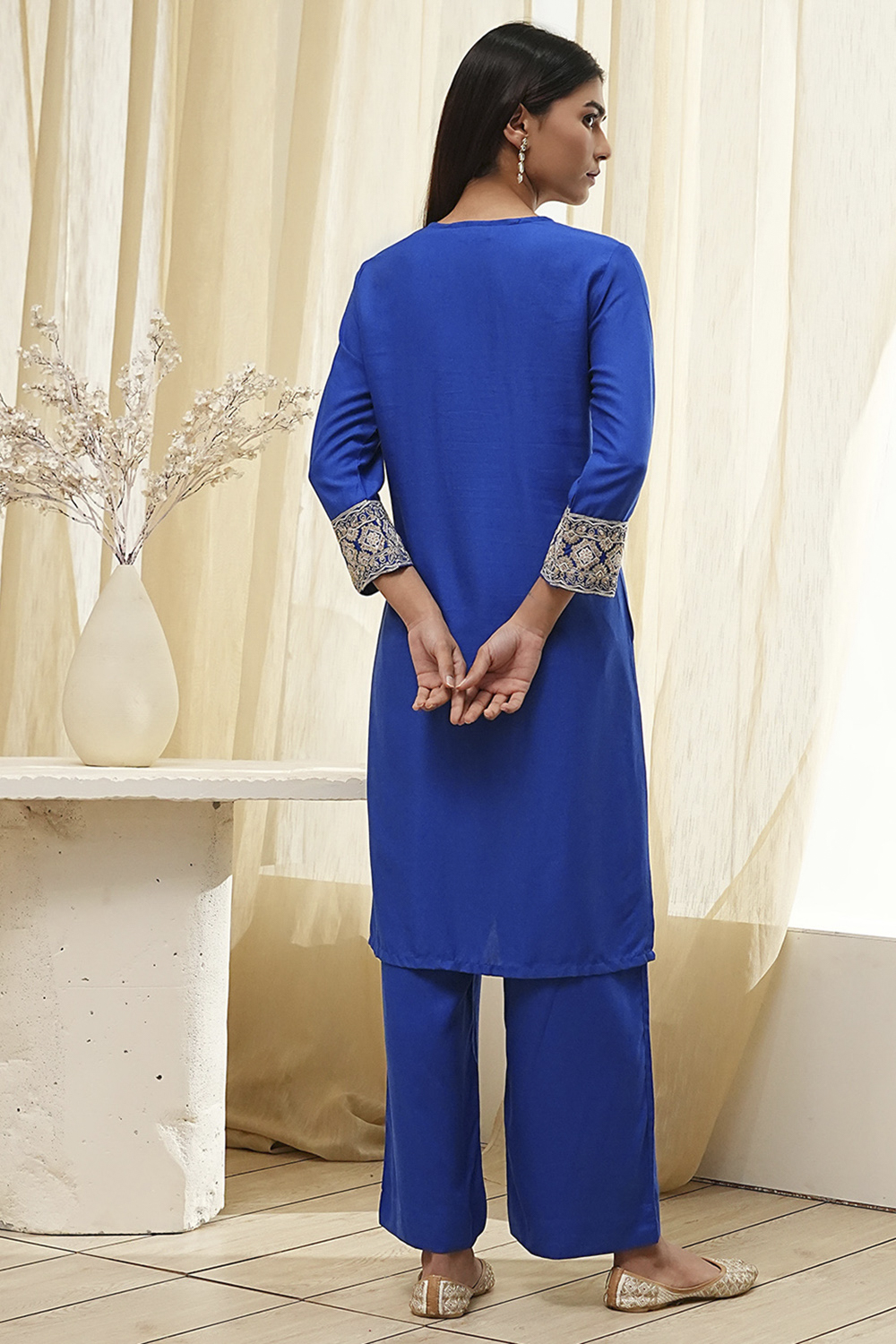 Blue Embroidered Straight Suit Set image number 4