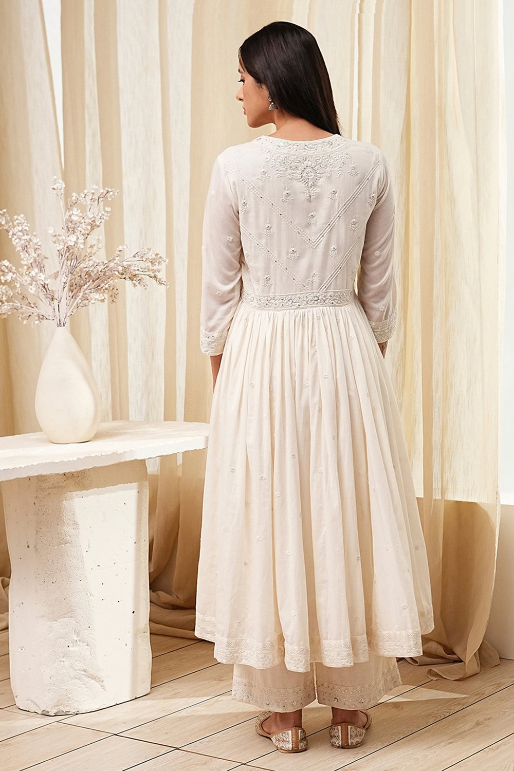 Off-White Cotton Embroidered Gathered Suit Set image number 4