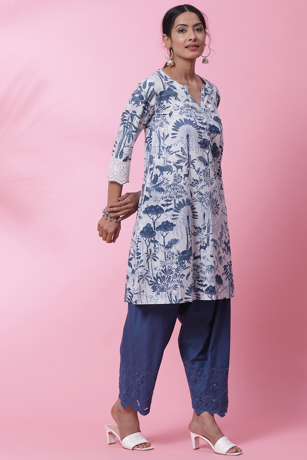 White And Blue Cotton A-Line Kurta Salwar Pant Suit Set image number 5
