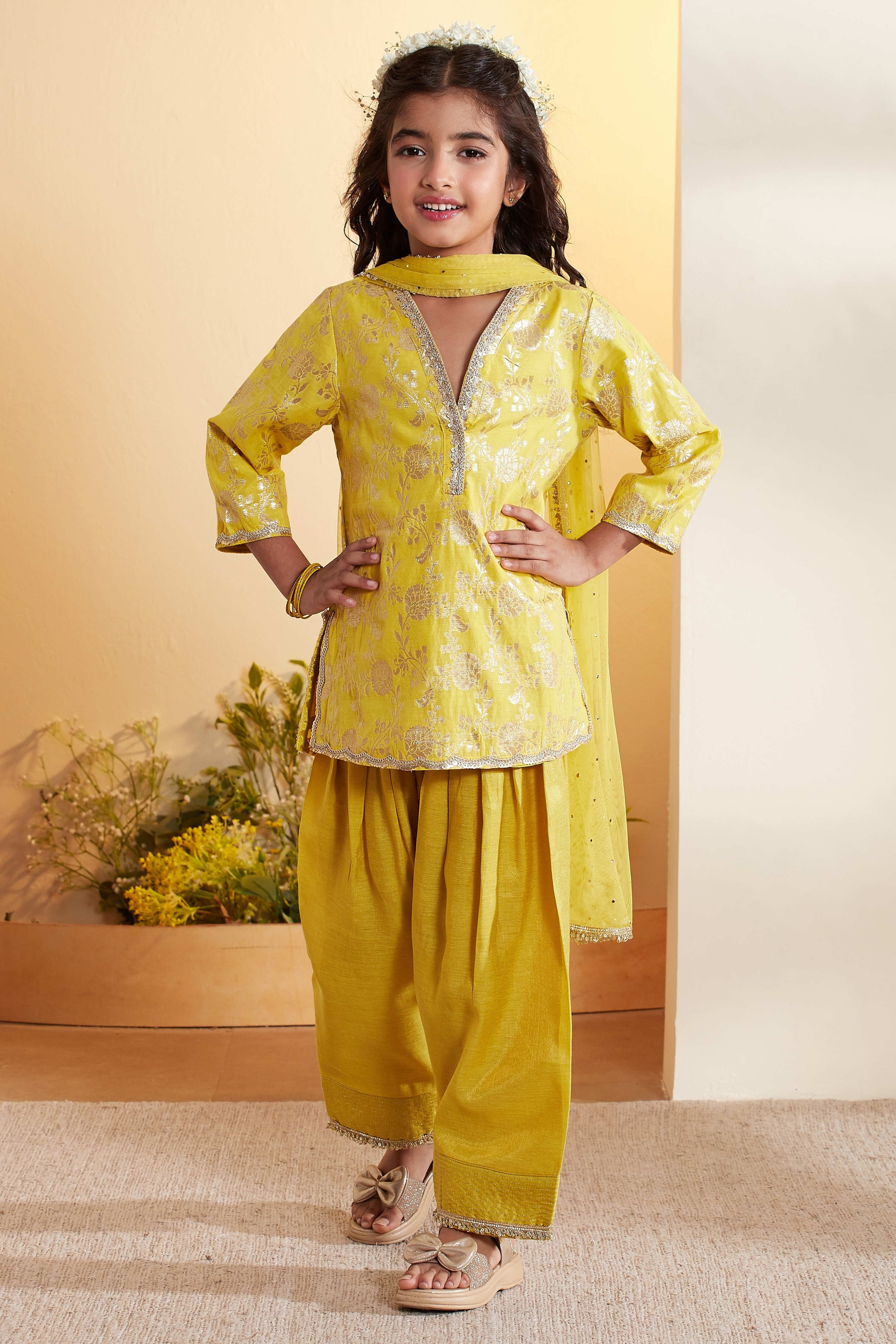 Yellow Floral Motifs Yarndyed Straight Kurta Set image number 6