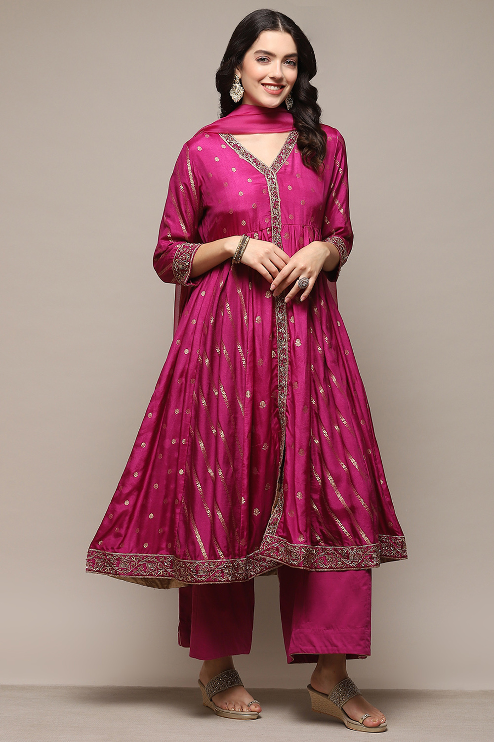 Meganta Viscose Brocade Anarkali Kurta Flared Palazzo Suit Set image number 6