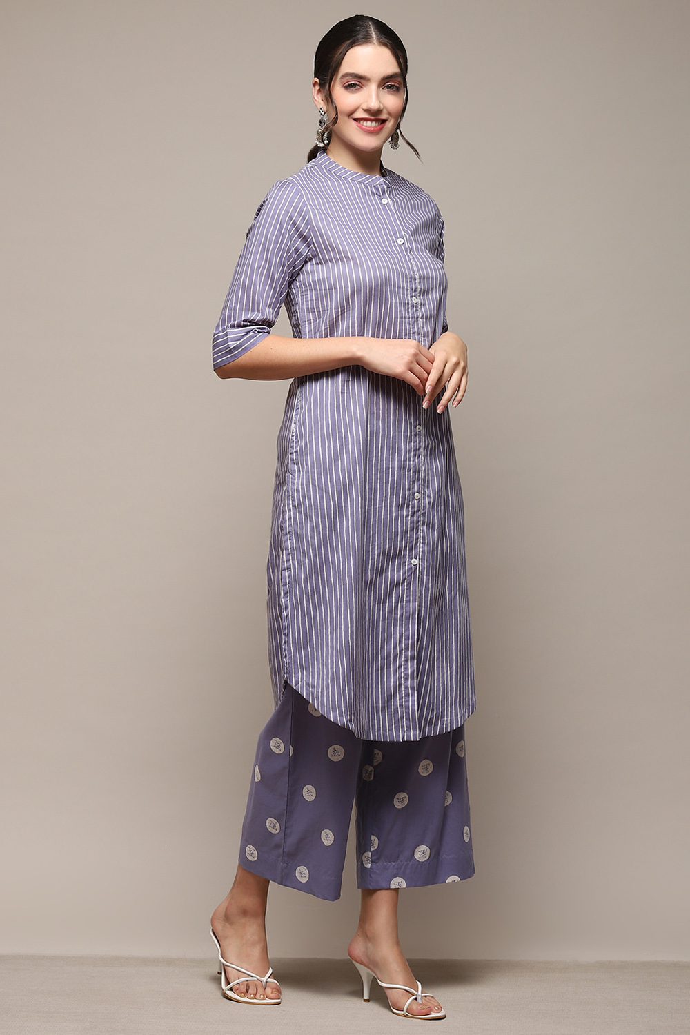 Berry Cambric Narrow Kurta Pant Suit Set image number 6