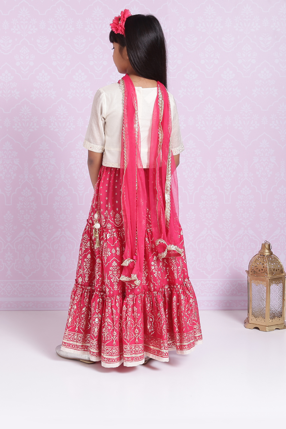 Off White And Pink Lehenga Set image number 7