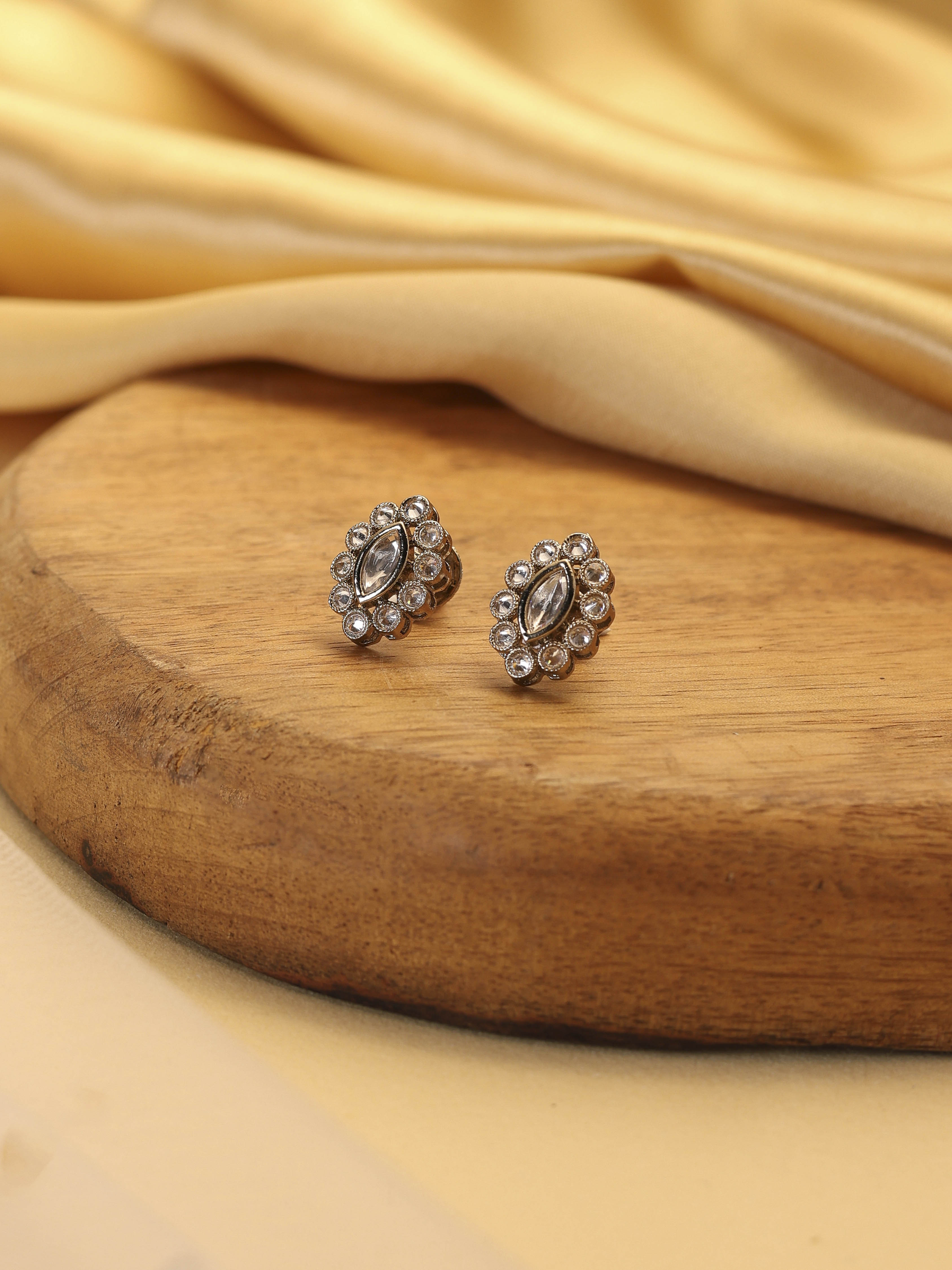 White Gold Plated Brass Studs image number 0