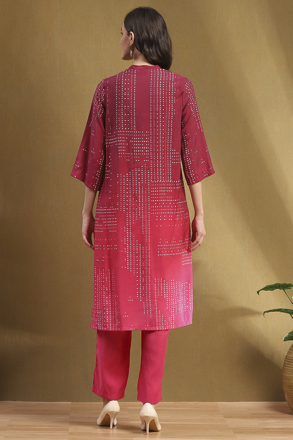 Pink Viscose Blend Printed Straight Kurta Set image number 4
