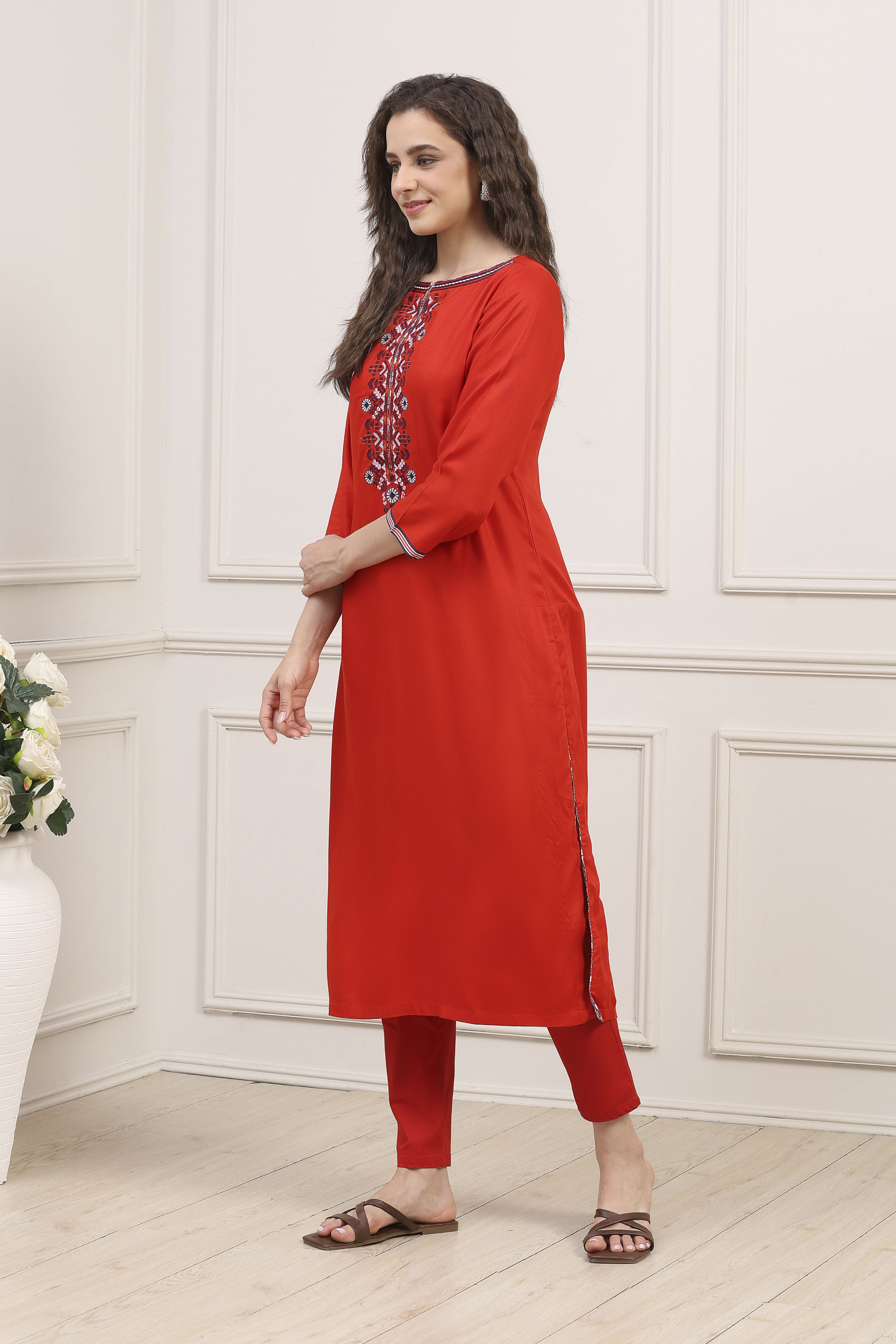 Blue Rayon Printed Straight Kurta image number 2