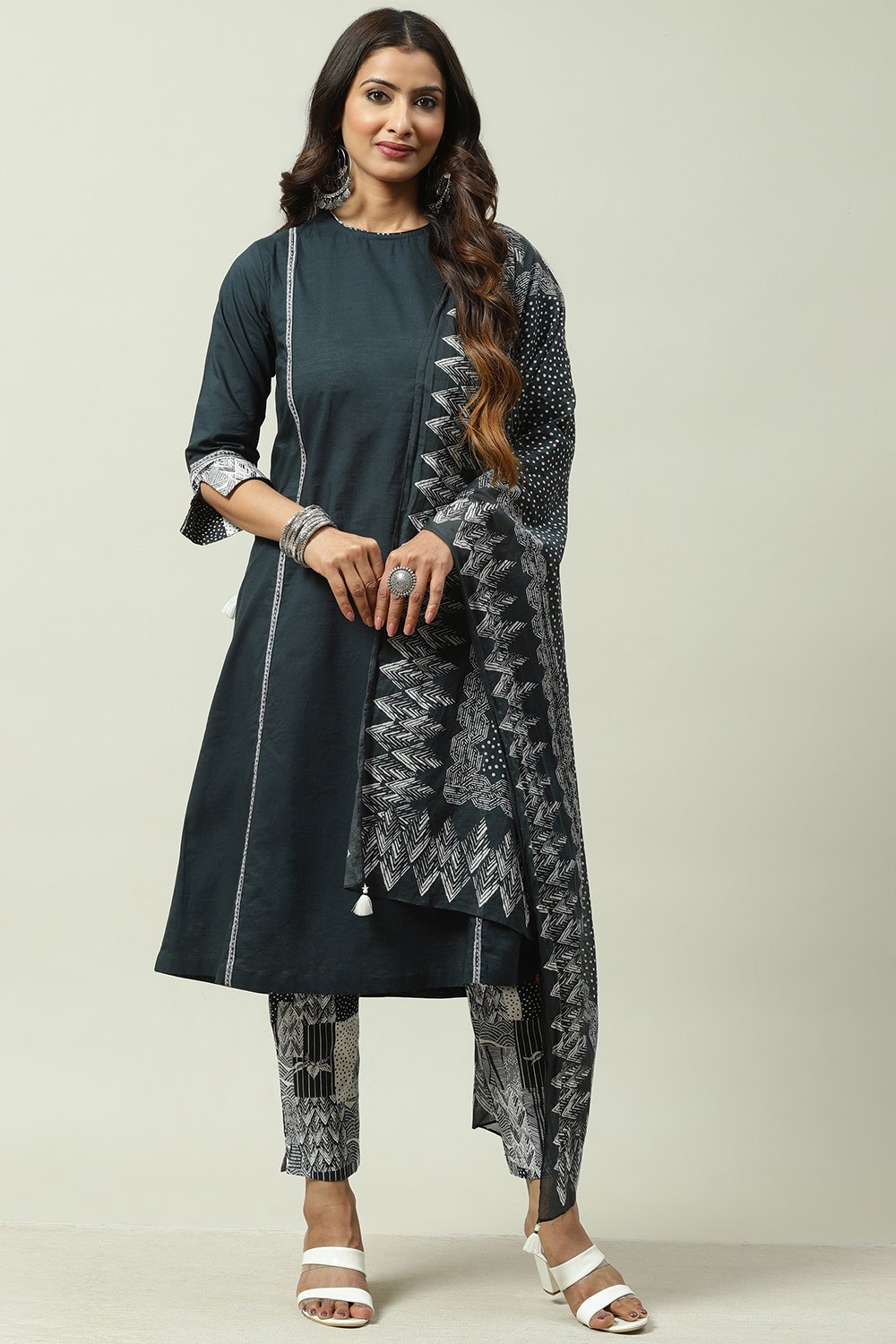 Charcoal Cotton A-Line Kurta Slim Pant Suit Set image number 0