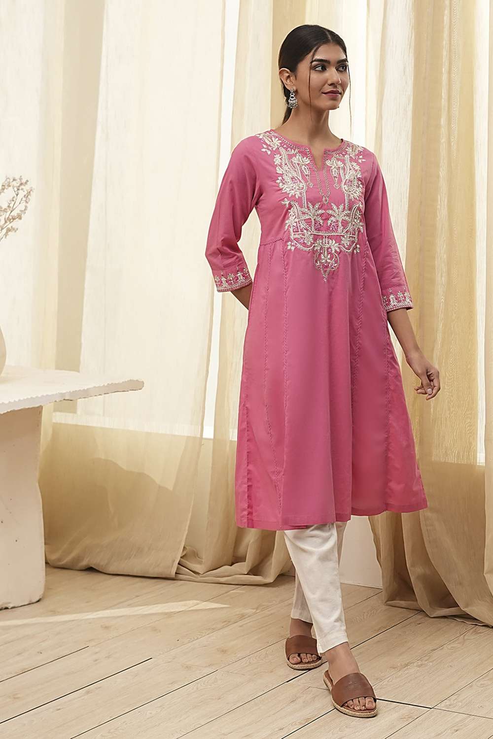 Pink Cotton Embroidered A-Line Kurta image number 5