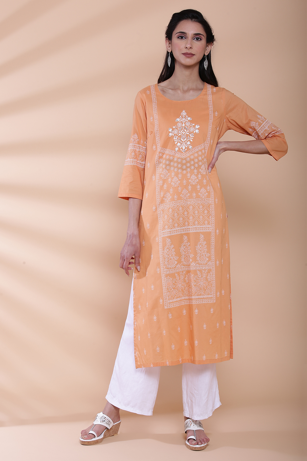 Orange Cotton Chikankari Embroidered Kurta image number 4