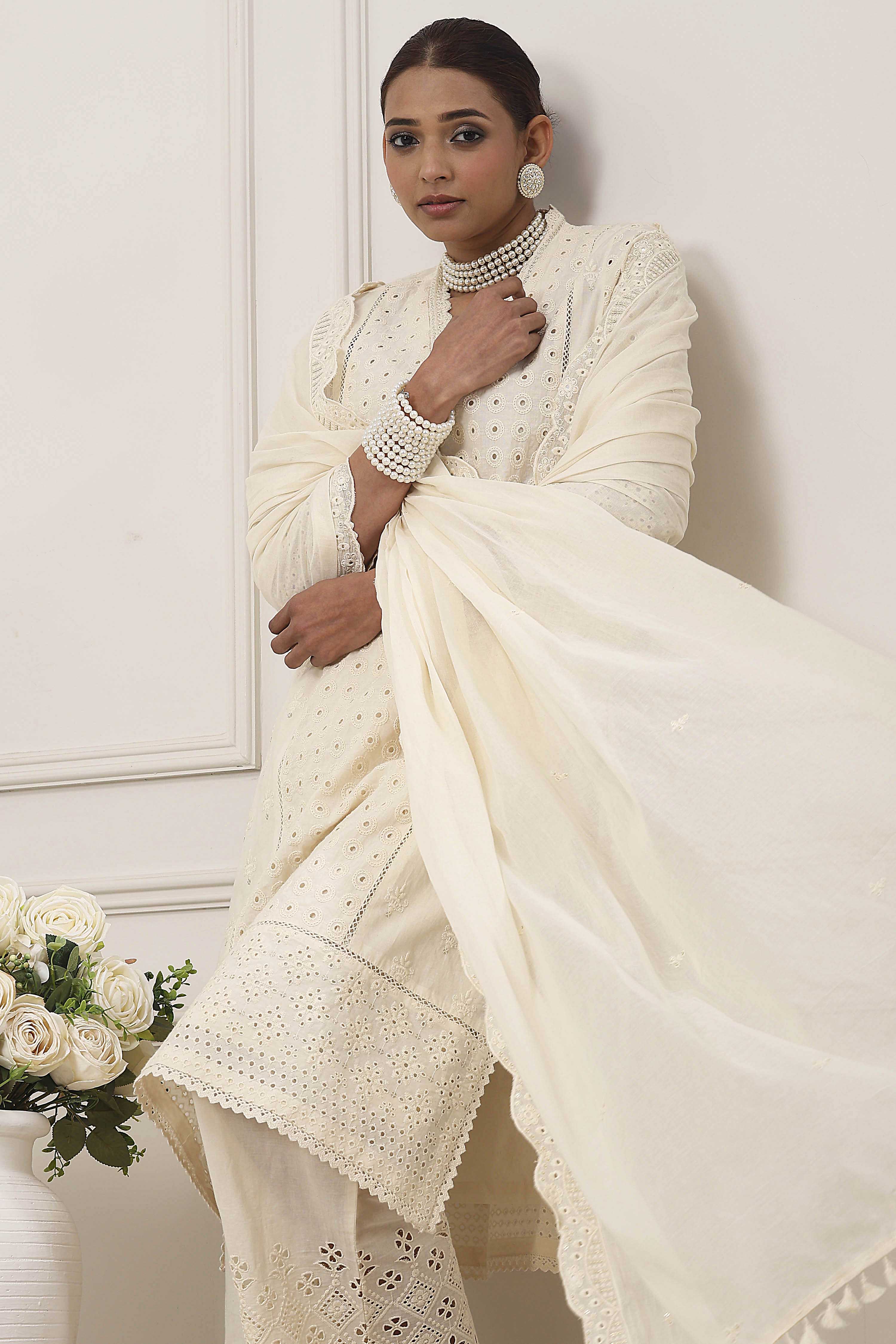 Cream-Toned Cotton Schiffli Straight Suit Set image number 7