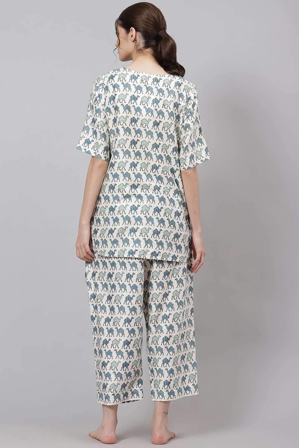 Cream Straight Cotton Three Piece Printed Sleepwear Set image number 6