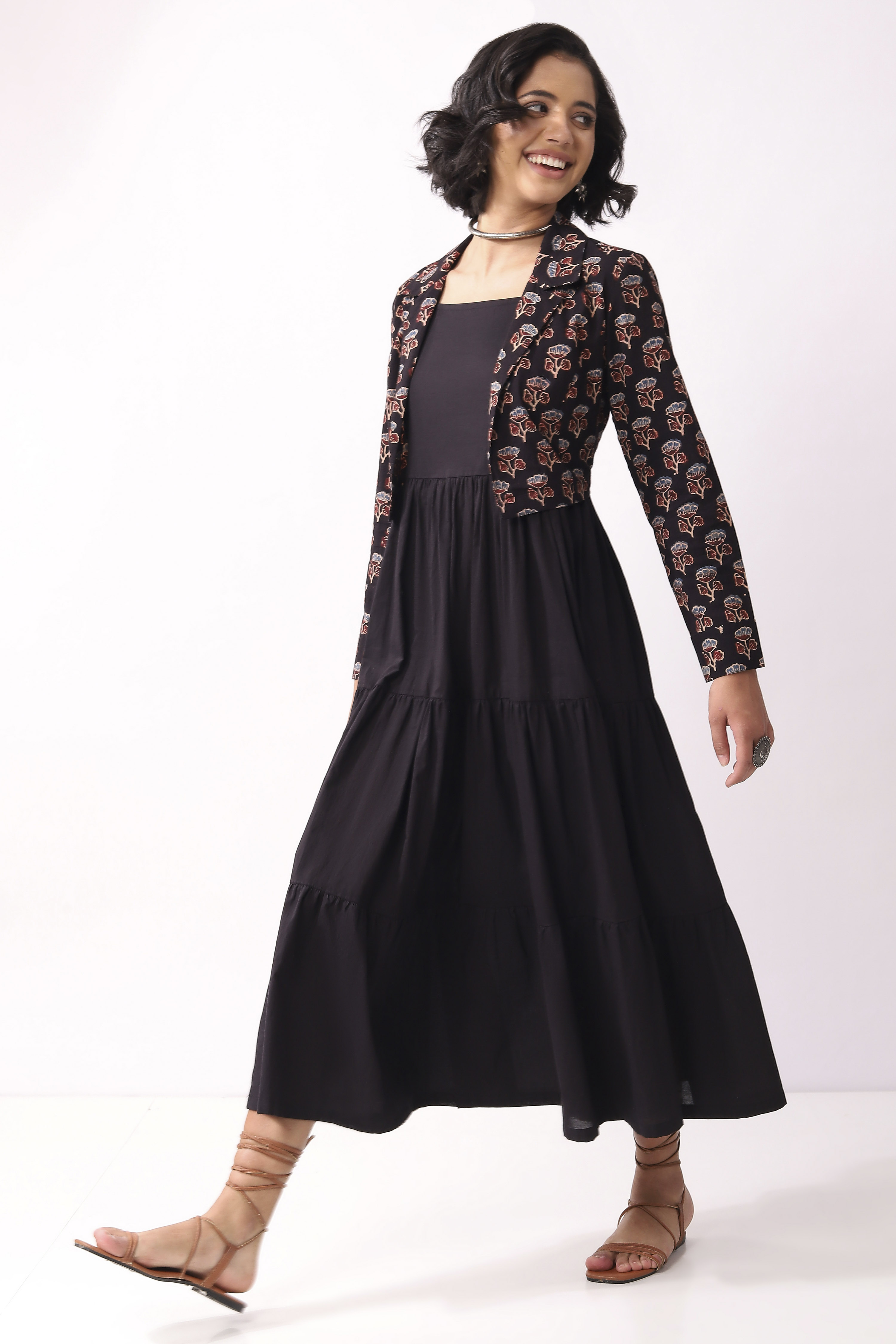 Black Cotton Midi Dress With Floral Crop Jacket image number 2