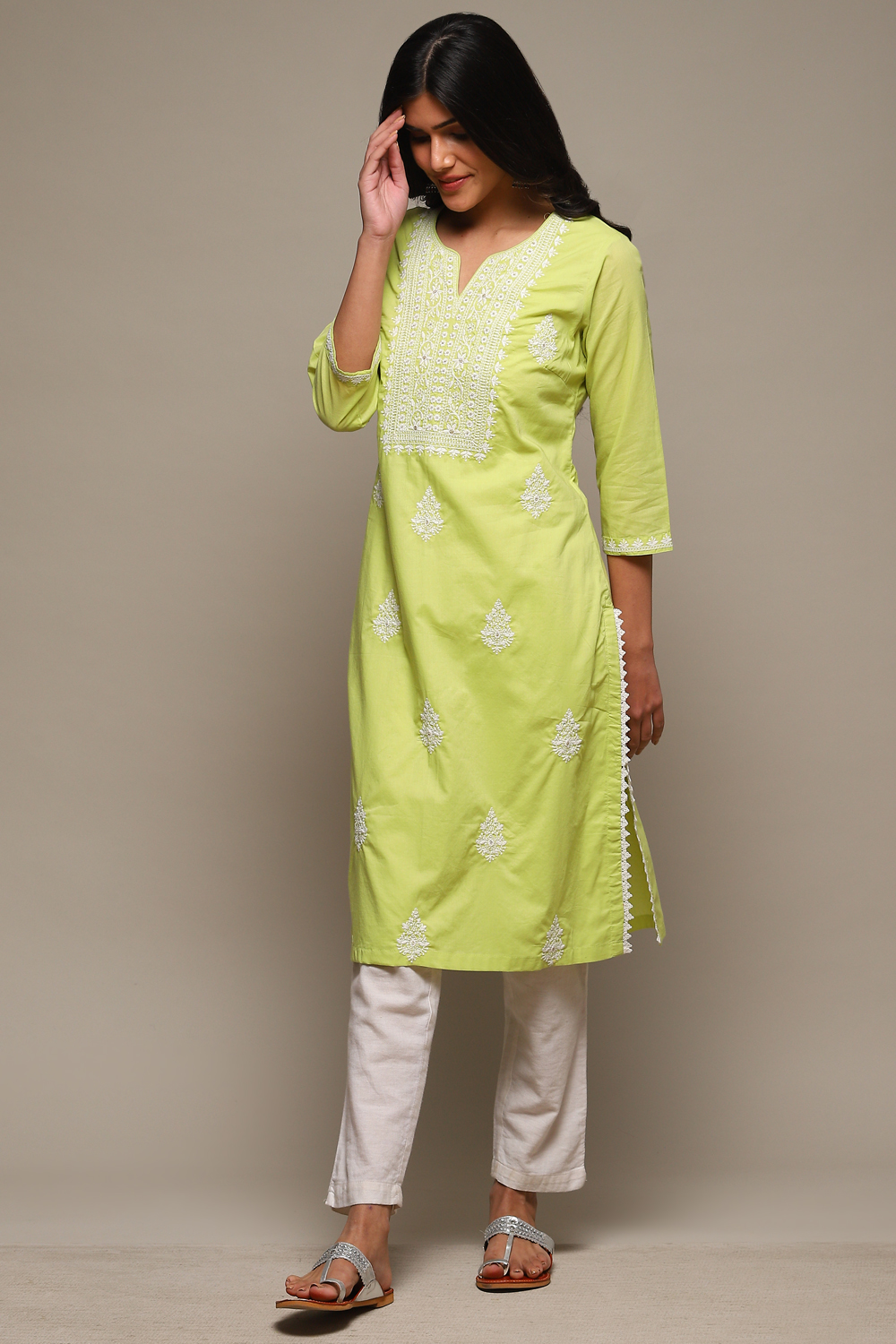 Yellow Cotton Straight Embroidered Kurta image number 2