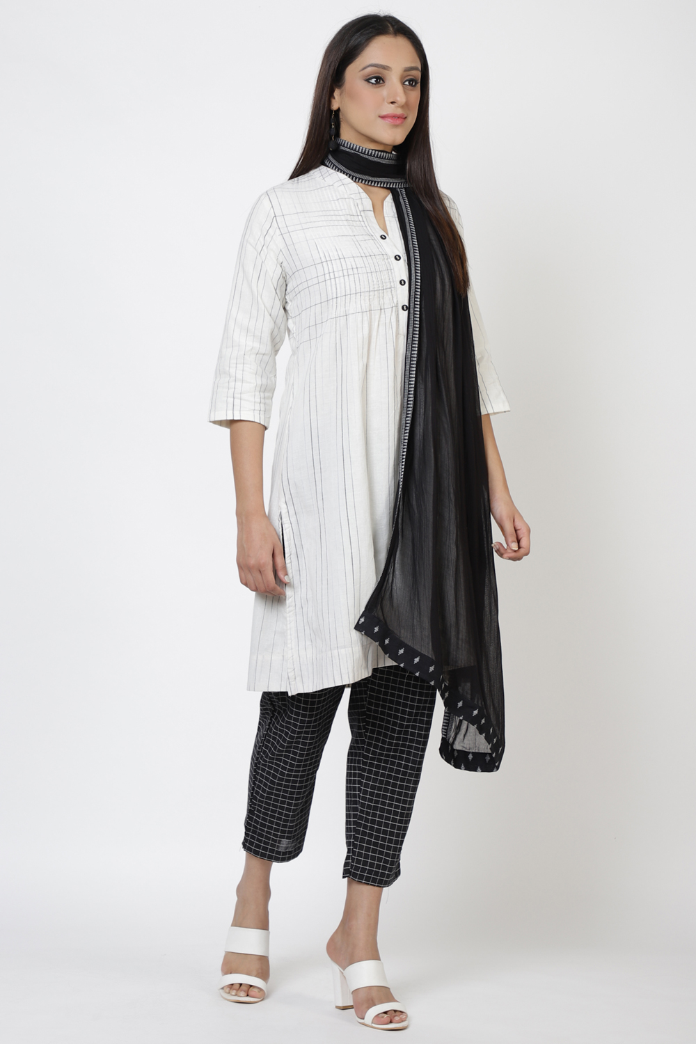 Black And White Cotton A-Line Kurta Slim Pants Suit Set image number 3