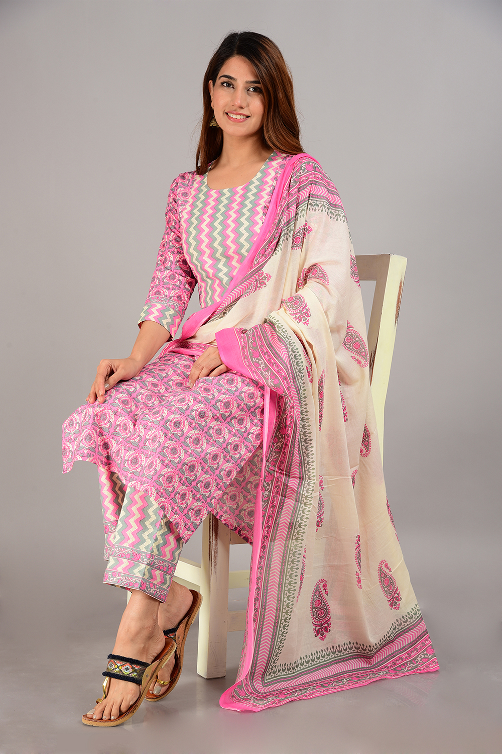 Pink Cotton Screen Print Unstitched Suit Set image number 0