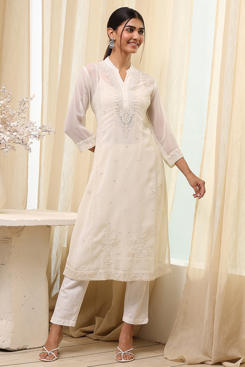 Off White A-Line Kurta image number 0