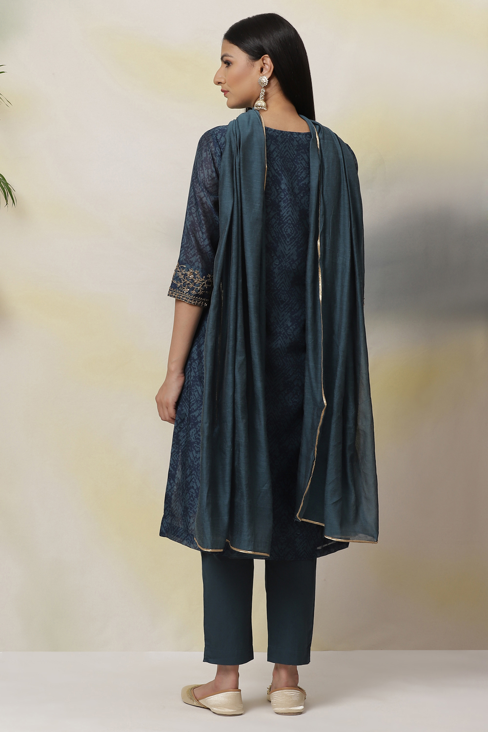 Teal Art Silk Straight Kurta Slim Pant Suit Set image number 7