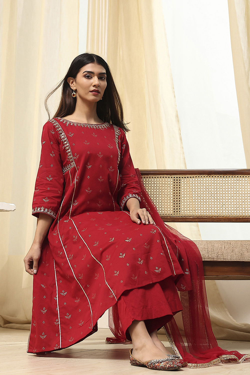 Cream-Colored Cotton Foil Printed Kalidar Suit Set image number 0