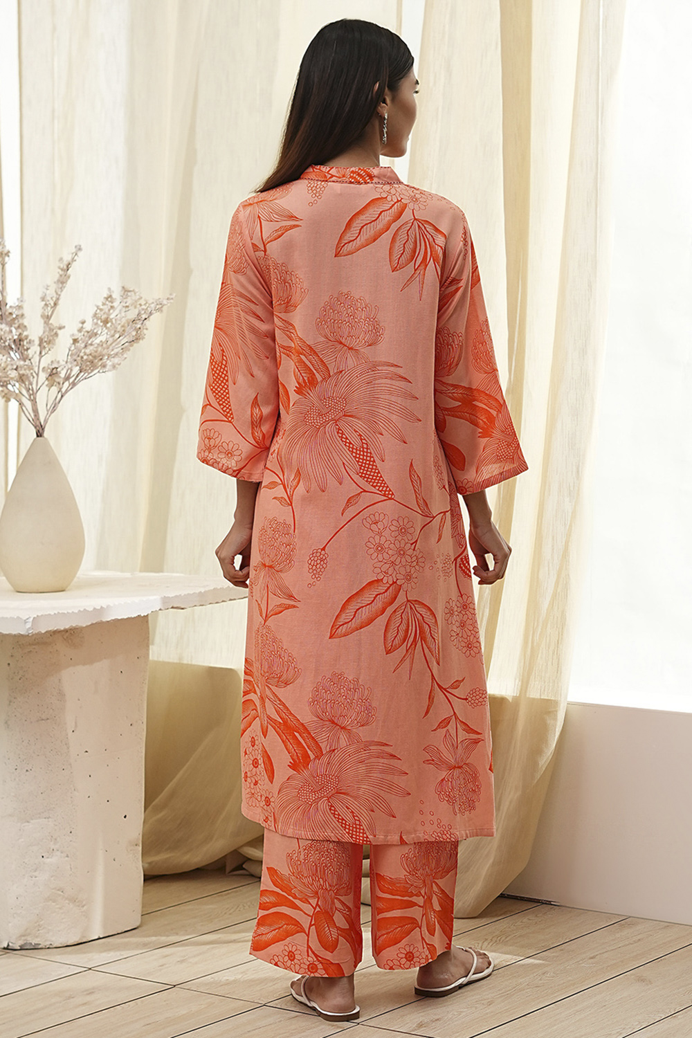 Peach-Colored Floral Straight Kurta Set image number 4