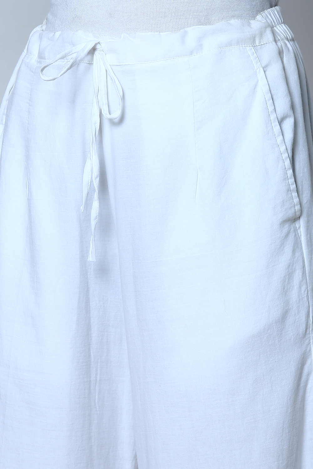 Ice Blue Cotton Straight Kurta Slim Pants Suit Set image number 3