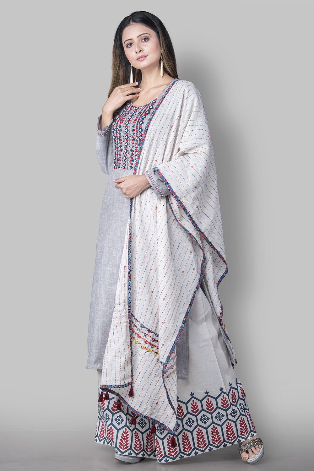 Grey Cotton Easy Stitch Suit Set image number 5