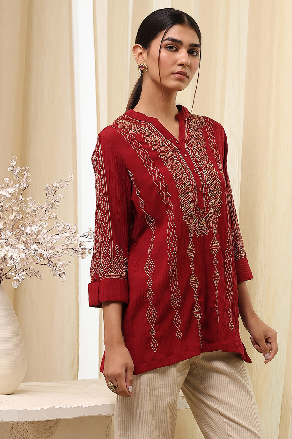 Red Straight Short Kurta image number 4