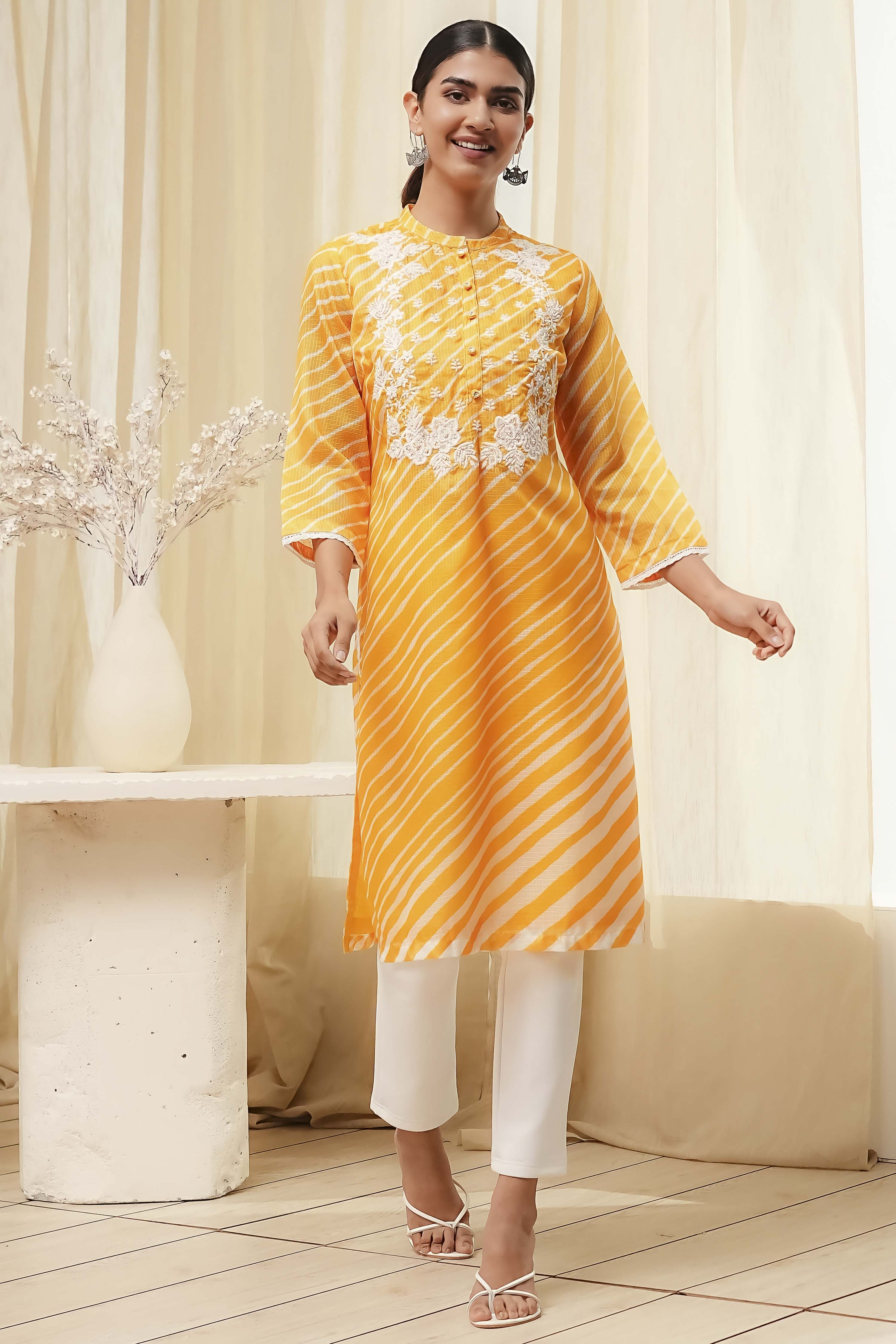 Coral Polyester Straight Kurta image number 5