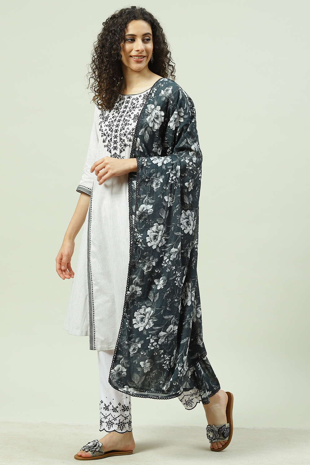 Black and White Cotton Straight Kurta Regular Pant Suit Set image number 7