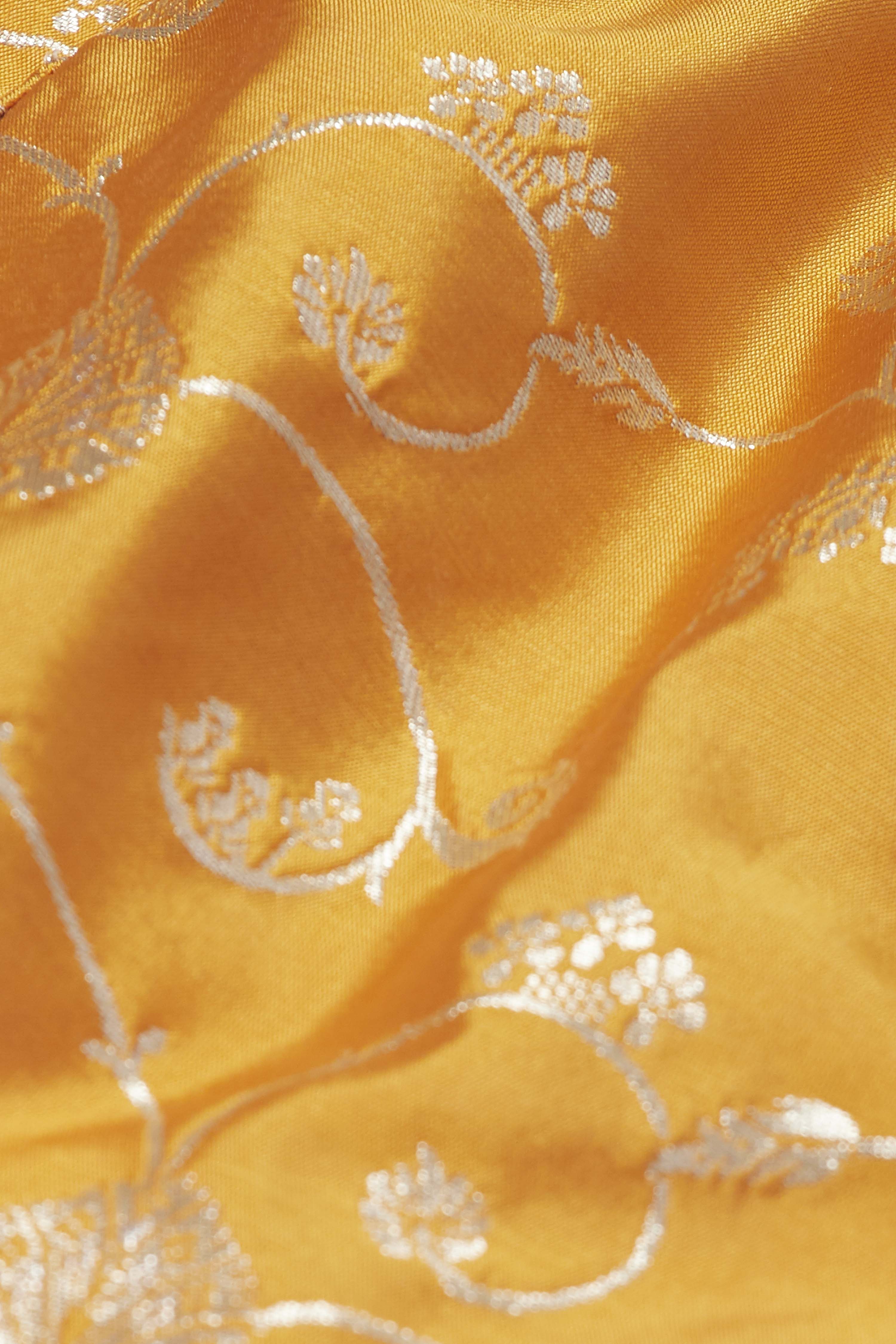 Mustard Yarndyed Fitted Sleeveless Top image number 2