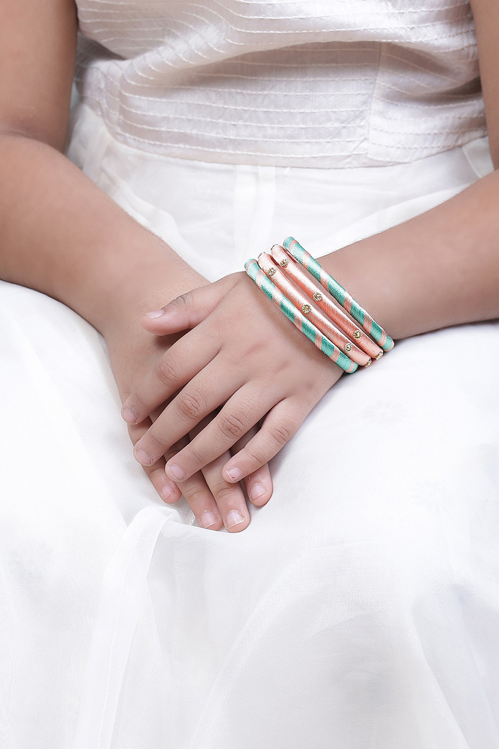 Light Pink & Turquoise Plastic & Thread Bangles image number 2