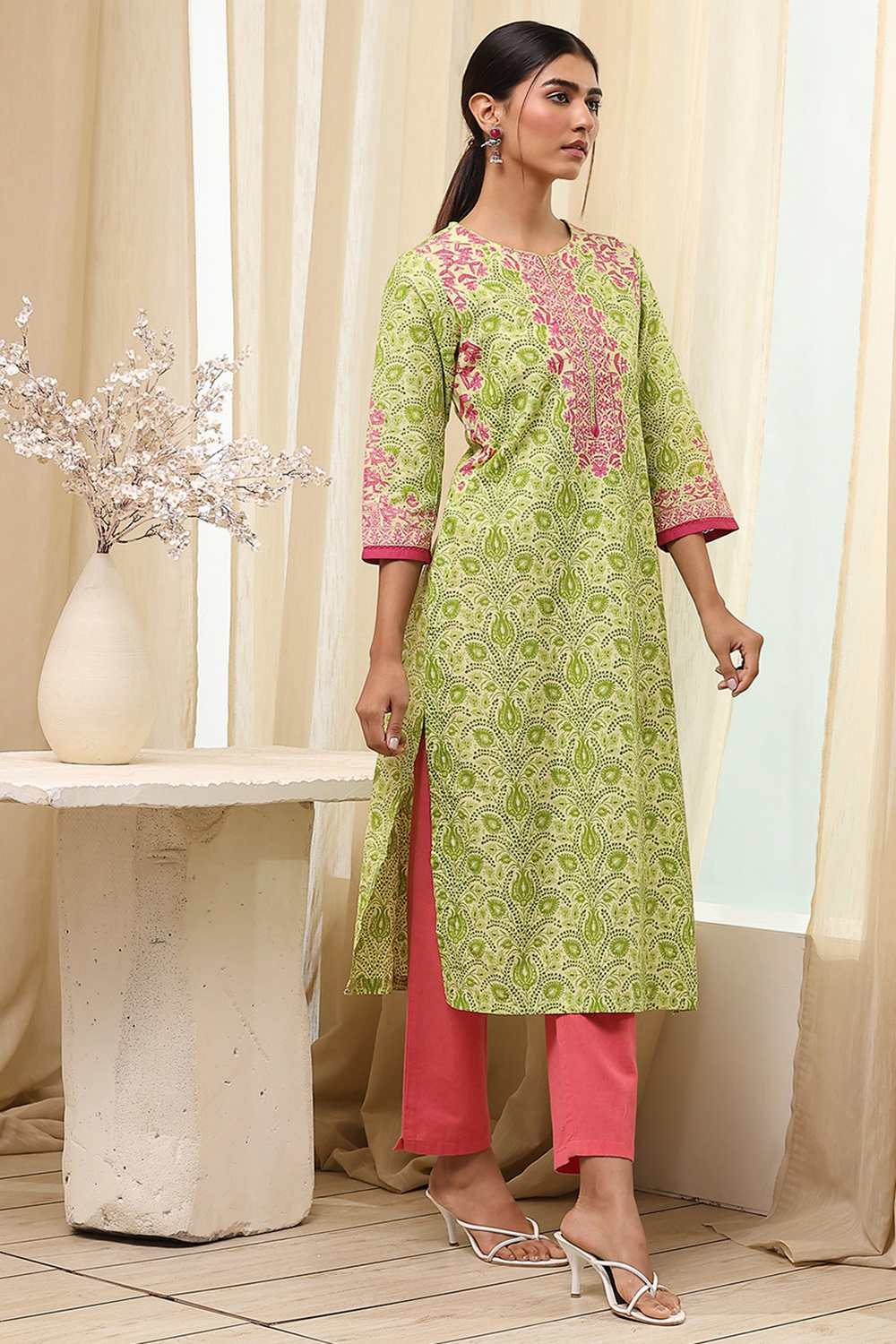 Nude Straight Kurta image number 4