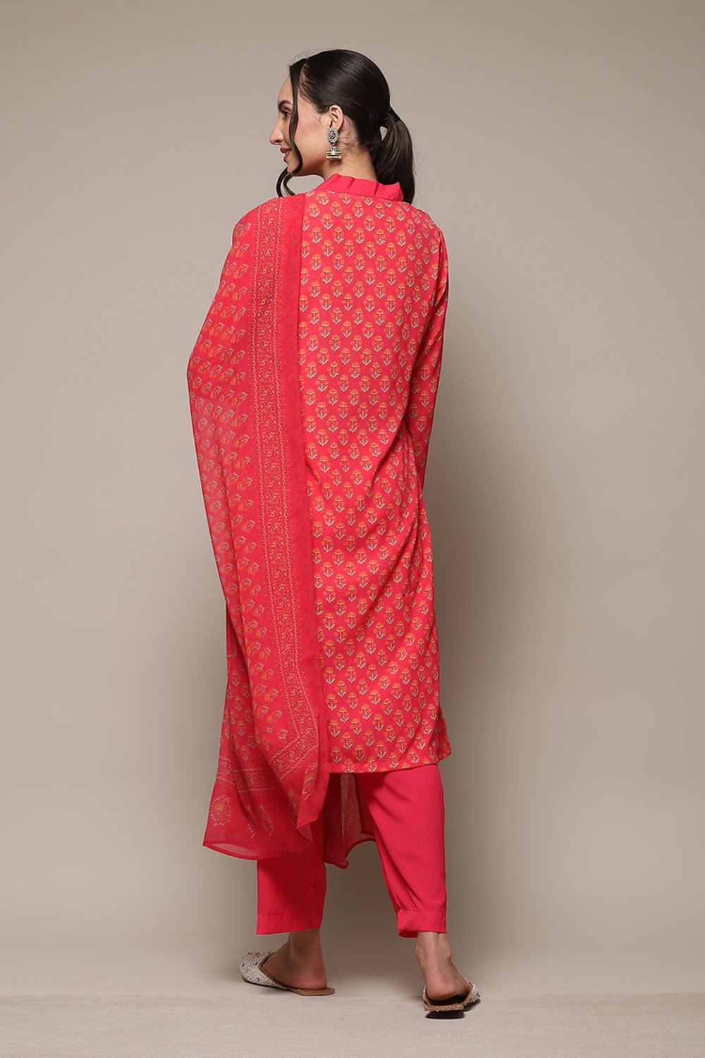 Fuschia Art Silk Straight Kurta Narrow Pants Suit Set image number 4